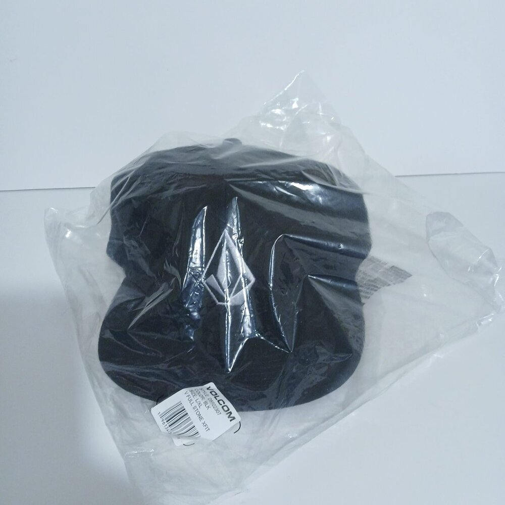 Volcom Men's Hat - Full Stone Xfit - Black - NWT - Picture 5 of 5